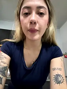 EveBensonX online show from 8, 1, 2026