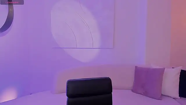 EveBensonX online show from 11, 3, 2025