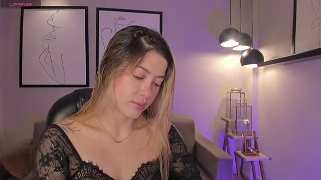 EveBensonX online show from 19, 2, 2026