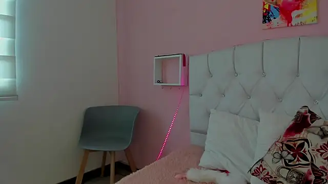 18candys online show from 29, 9, 2025