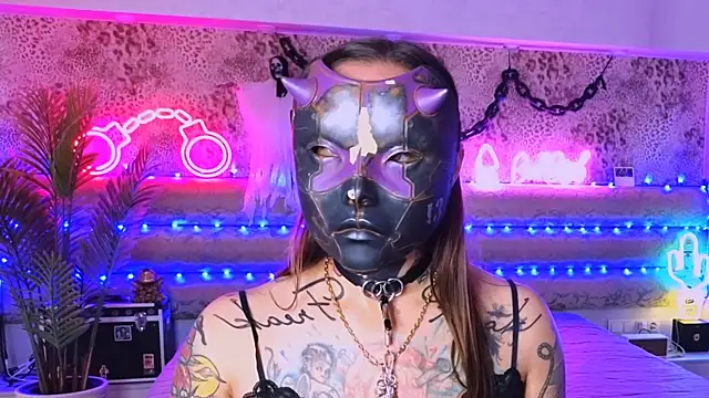 Cool Freak  online show from 27, 10, 2025