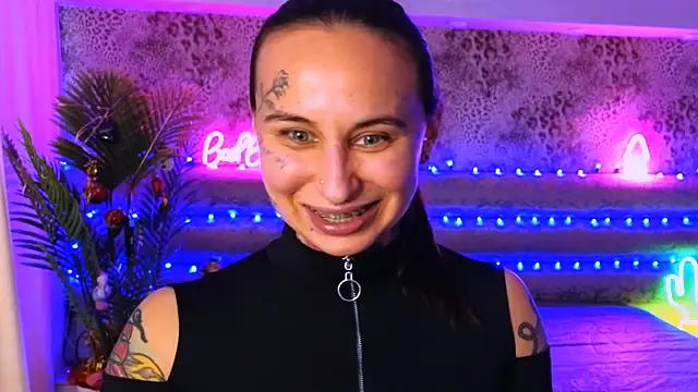 Cool Freak  online show from 20, 12, 2024