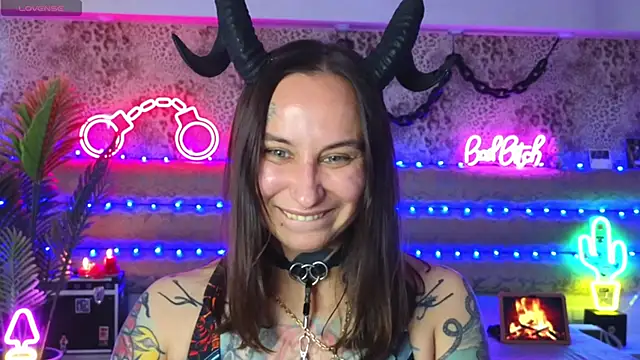 Cool Freak  online show from 17, 5, 2026