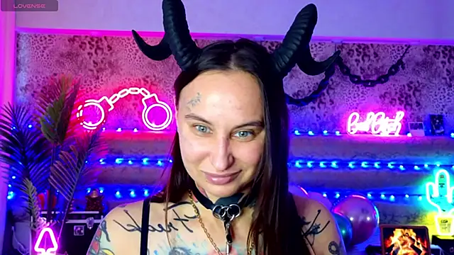 Cool Freak  online show from 9, 1, 2026