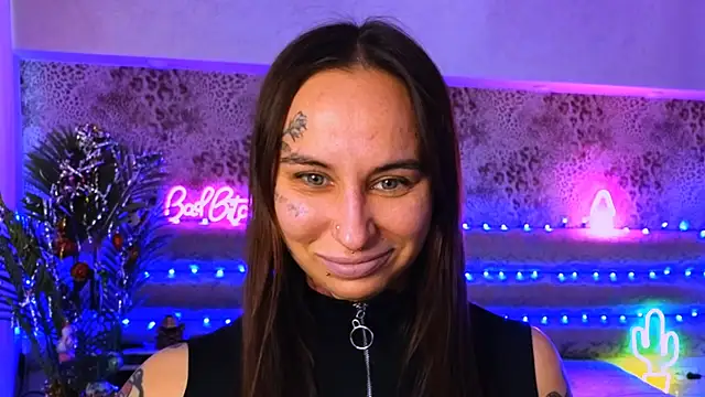 Cool Freak  online show from 2, 1, 2025