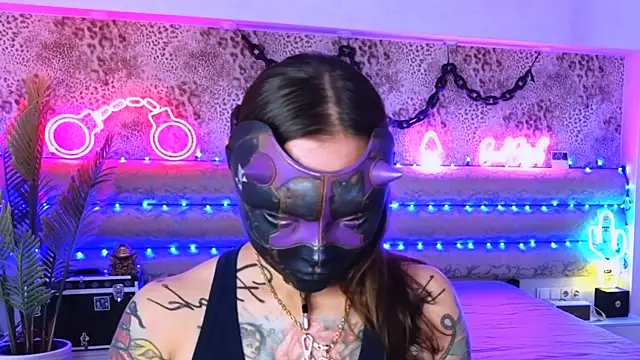 Cool Freak  online show from 6, 10, 2025