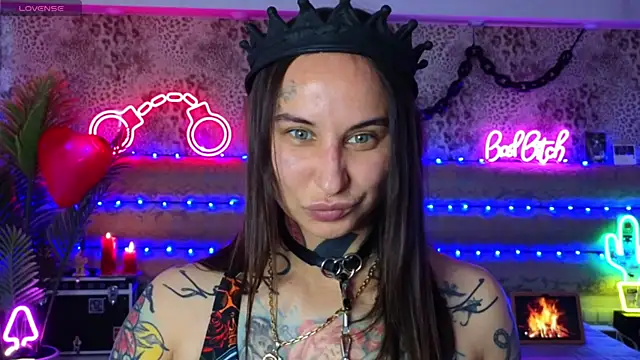 Cool Freak  online show from 17, 4, 2026