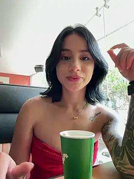 Ale Lewis online show from 5, 3, 2025