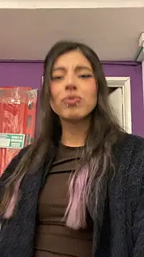 Snapshot of NanaRott chatting on 3, 3, 2026 NanaRott online show from 3, 3, 2026