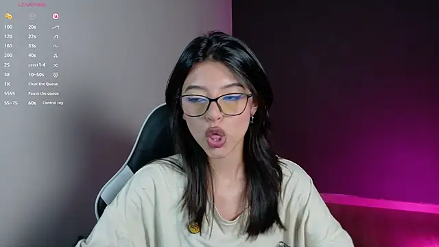 Snapshot of NanaRott chatting on 17, 7, 2026 NanaRott online show from 17, 7, 2026