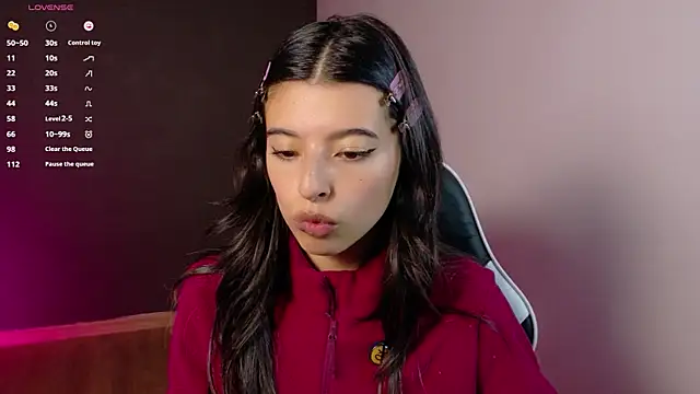 Snapshot of NanaRott chatting on 3, 7, 2026 NanaRott online show from 3, 7, 2026