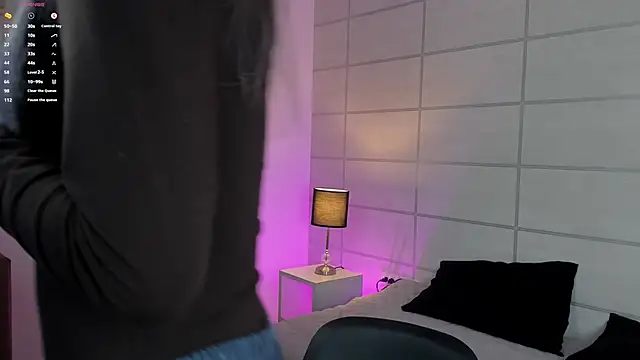 NanaRott online show from 8, 4, 2026