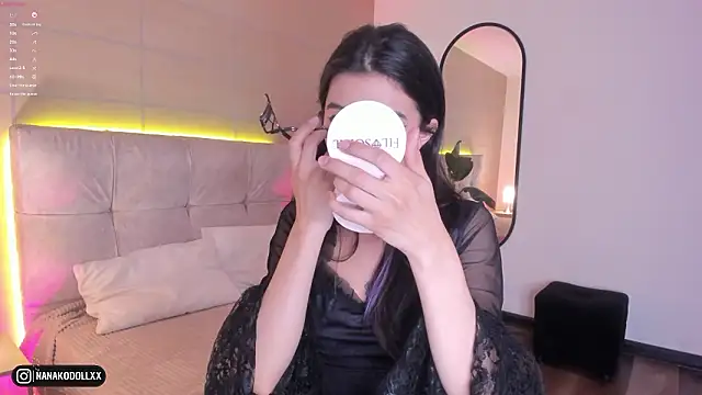 Snapshot of NanaRott chatting on 2, 2, 2026 NanaRott online show from 2, 2, 2026