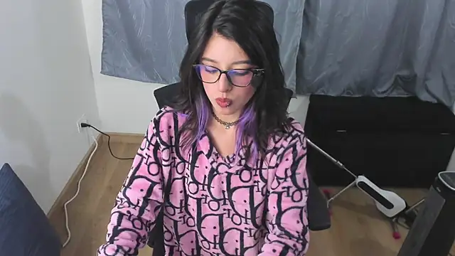 NanaRott online show from 21, 3, 2025