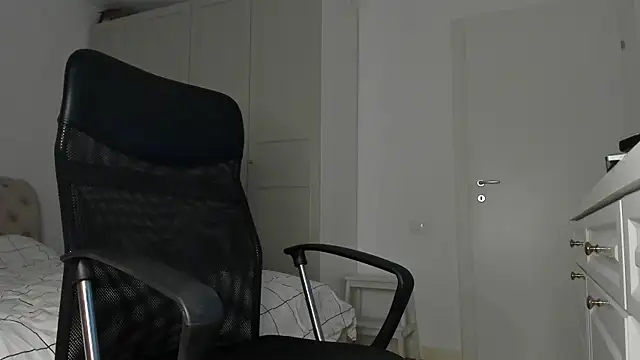 MichaelMasterss online show from 29, 6, 2026