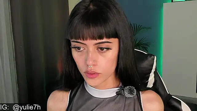  Jessy Moon  online show from 15, 11, 2025