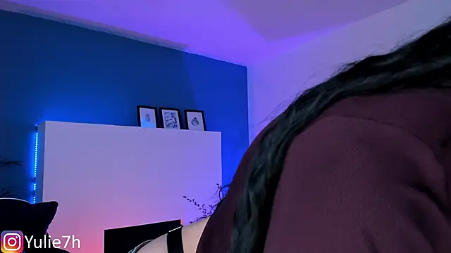  Jessy Moon  online show from 25, 9, 2025