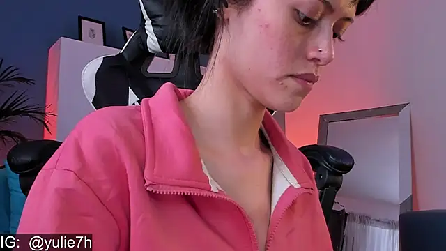  Jessy Moon  online show from 9, 11, 2025