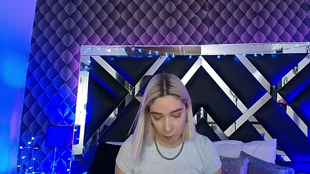 victoriaa lee  online show from 21, 3, 2026