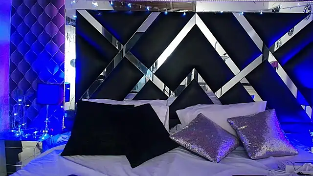 victoriaa lee  online show from 28, 3, 2026