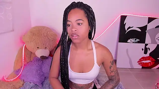 Mia damm online show from 12, 2, 2026