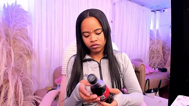 Mia damm online show from 16, 9, 2025