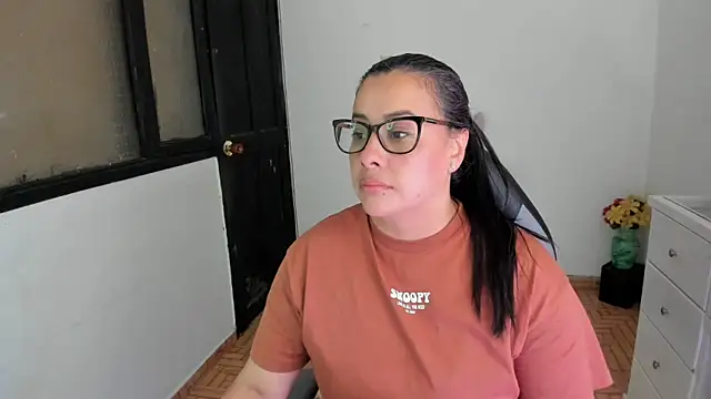 smile sweetpao online show from 22, 10, 2025