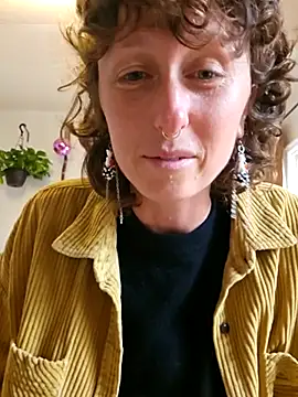 mossy kiss online show from 30, 11, 2025