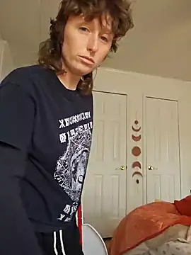 mossy kiss online show from 22, 2, 2025