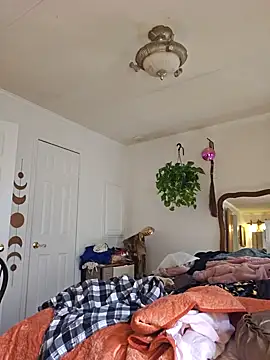 mossy kiss online show from 22, 10, 2025