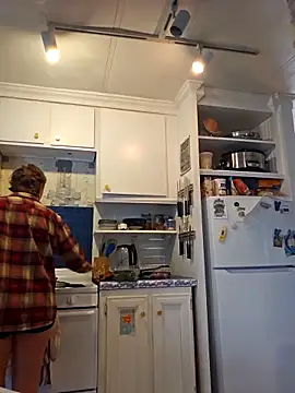 mossy kiss online show from 16, 3, 2025