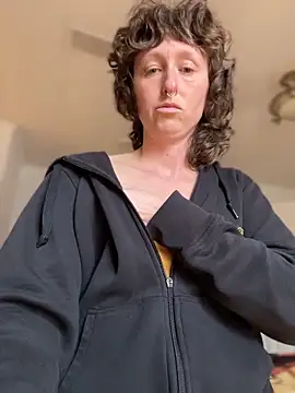 mossy kiss online show from 8, 3, 2026