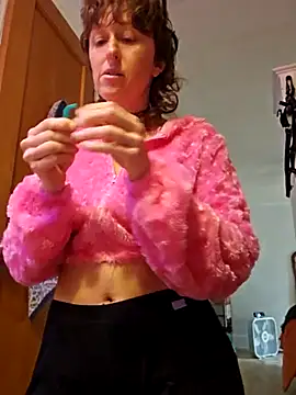 mossy kiss online show from 15, 2, 2025