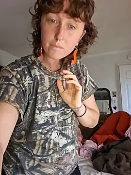 mossy kiss online show from 5, 11, 2025