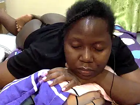 Snapshot of 10sexymelo69_ chatting on 3, 10, 2025 10sexymelo69 online show from 3, 10, 2025