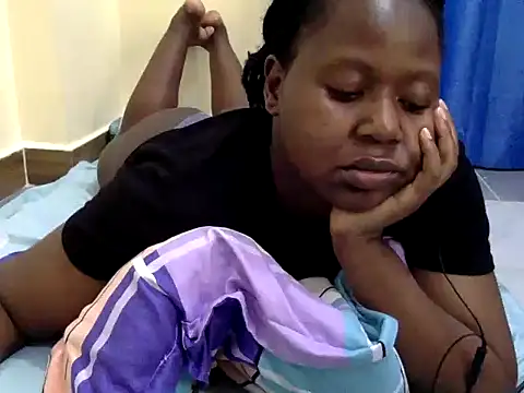 Snapshot of 10sexymelo69_ chatting on 6, 11, 2025 10sexymelo69 online show from 6, 11, 2025