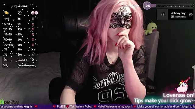 strawberry muffin online show from 7, 2, 2025