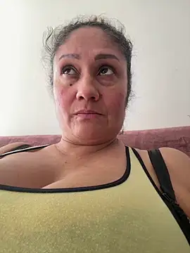 gabiTetas online show from 2, 2, 2026