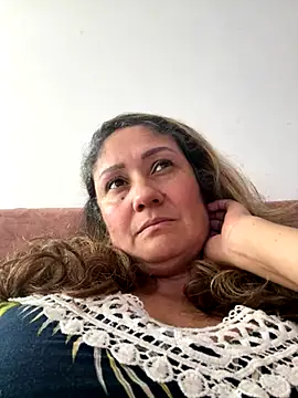 gabiTetas online show from 4, 10, 2025