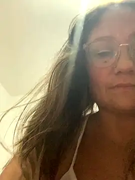 gabiTetas online show from 6, 12, 2024