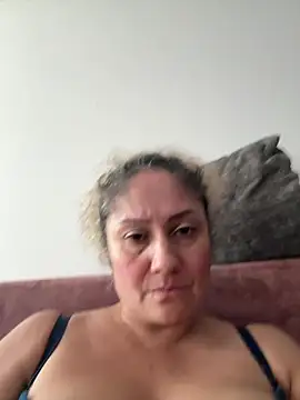 gabiTetas online show from 22, 7, 2026