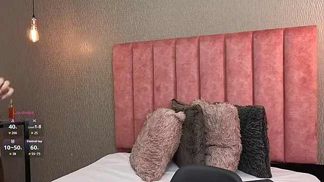 Snapshot of Alexa_Thaylor_ chatting on 2, 6, 2026 Alexa Thaylor online show from 2, 6, 2026