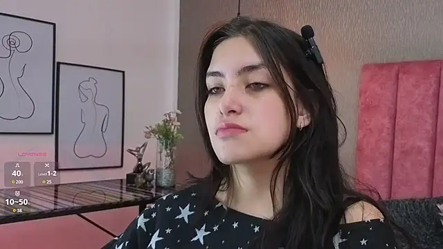 Alexa Thaylor  online show from 15, 4, 2026