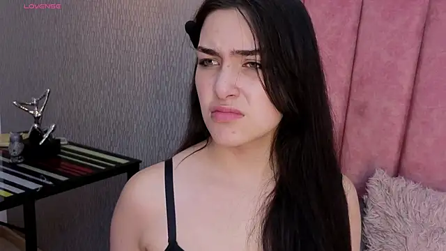 Alexa Thaylor  online show from 10, 2, 2026