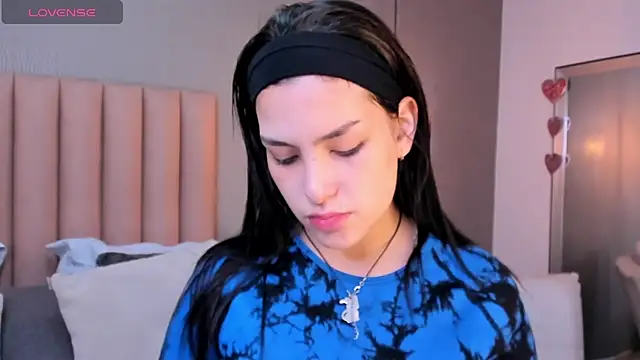 Alexa Thaylor  online show from 19, 3, 2025