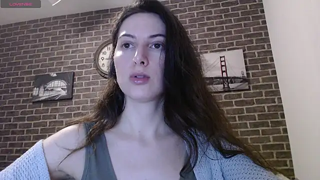  Hot Lady  online show from 4, 3, 2025