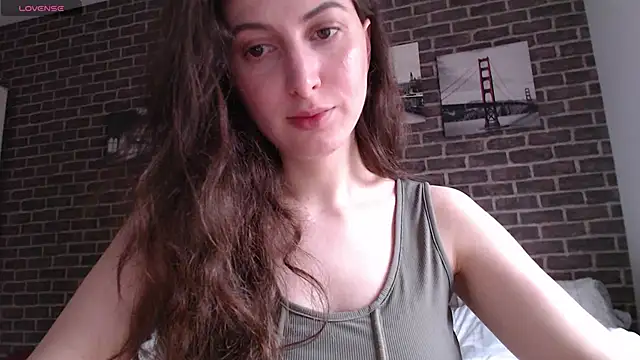  Hot Lady  online show from 3, 3, 2025