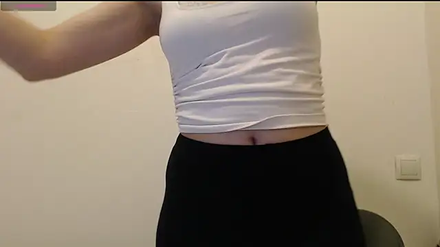  Hot Lady  online show from 17, 1, 2026