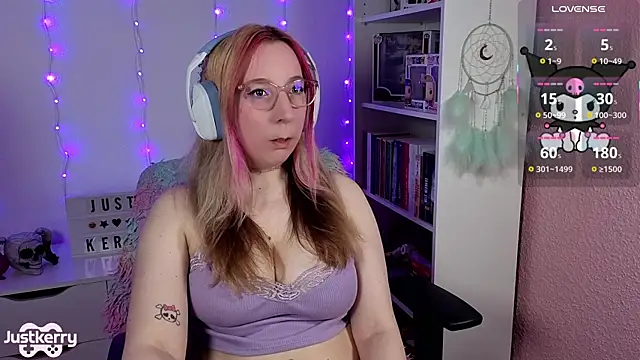 JustKerry online show from 10, 11, 2025