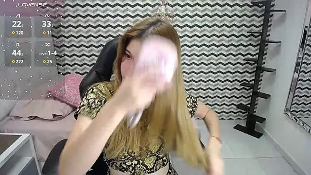 LILAFAVE online show from 15, 2, 2025